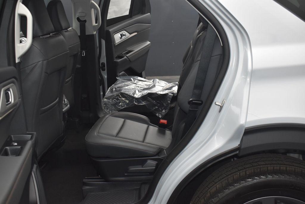 صورة مصغرة 15 لـ 2026 FORD EXPLORER ACTIVE