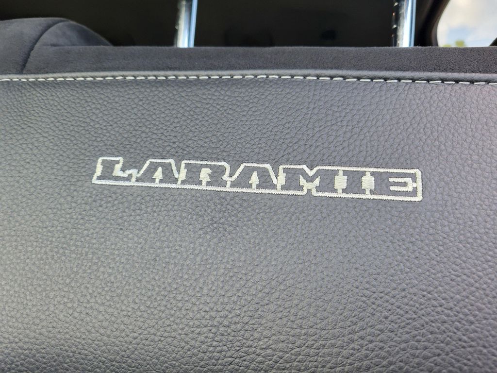 2026 RAM 1500 LARAMIE thumbnail 41