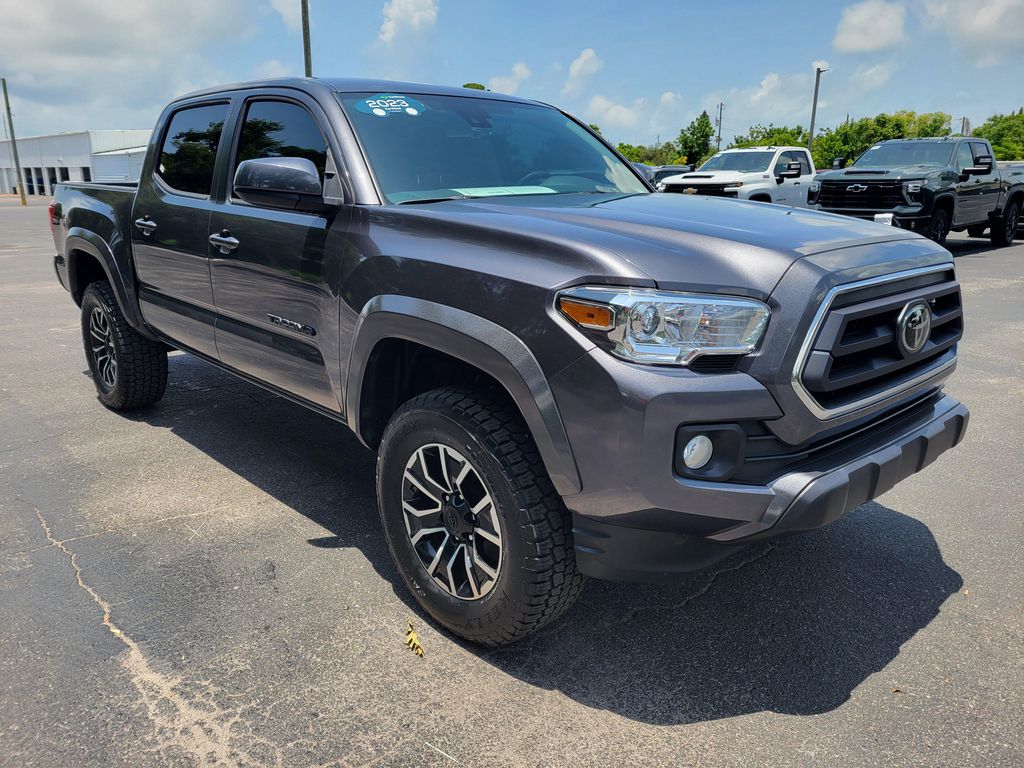 2023 Toyota TACOMA SR5 — фото 3
