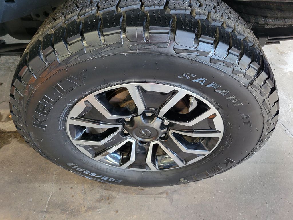 2023 Toyota TACOMA SR5 缩略图 38