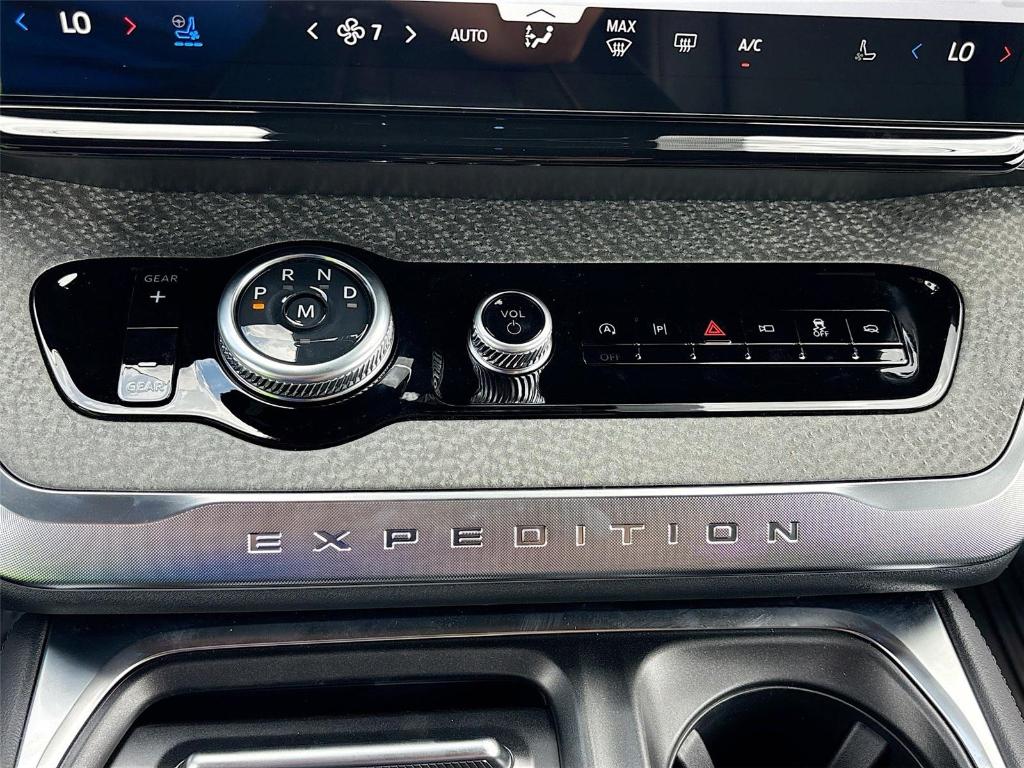 2026 FORD EXPEDITION TREMOR — миниатюра 18