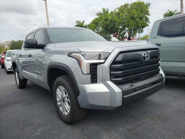 TOYOTA TUNDRA - 1