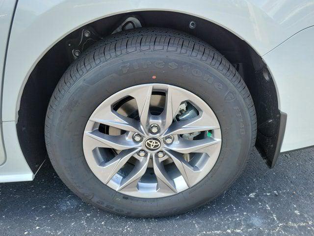TOYOTA SIENNA - 6