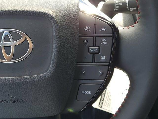 2025 Toyota PRIUS PLUG-IN HYBRID XSE — миниатюра 25