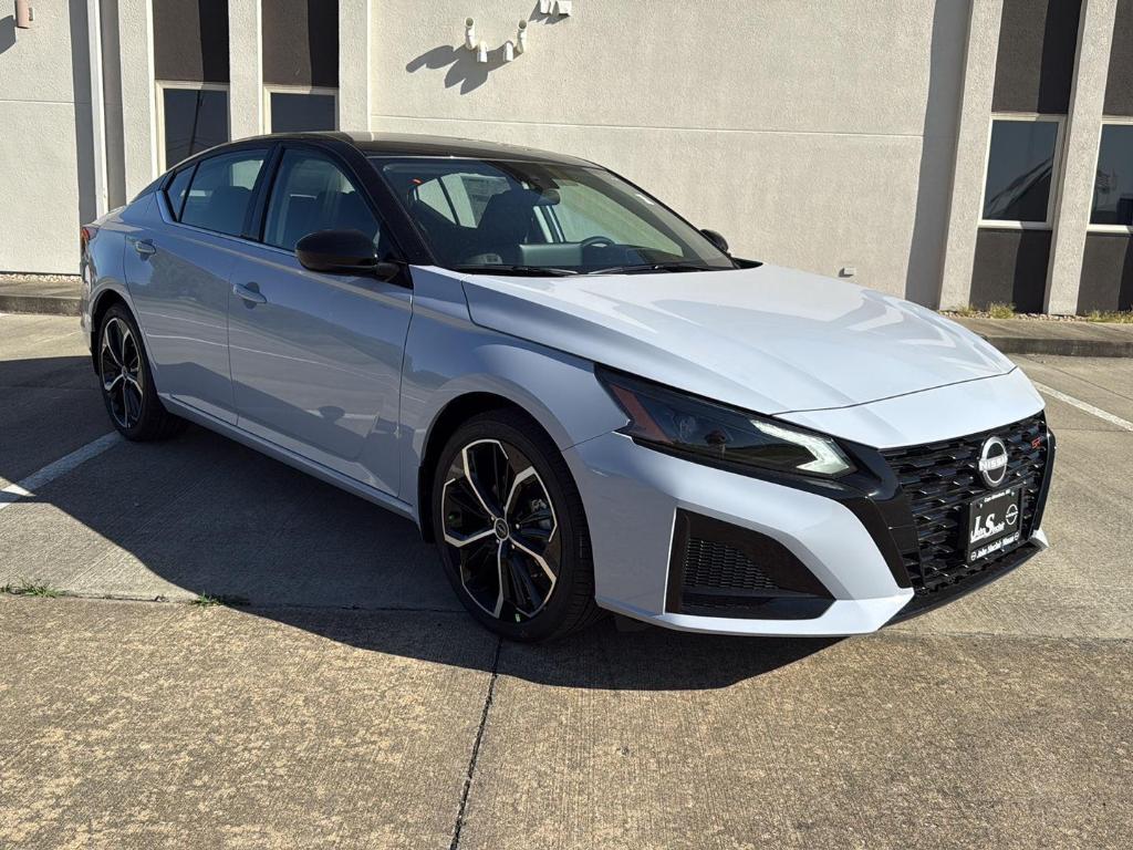 New 2026 Nissan Altima 3.5 SR