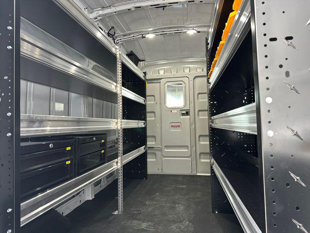 2026 FORD TRANSIT-250 BASE — фото 10