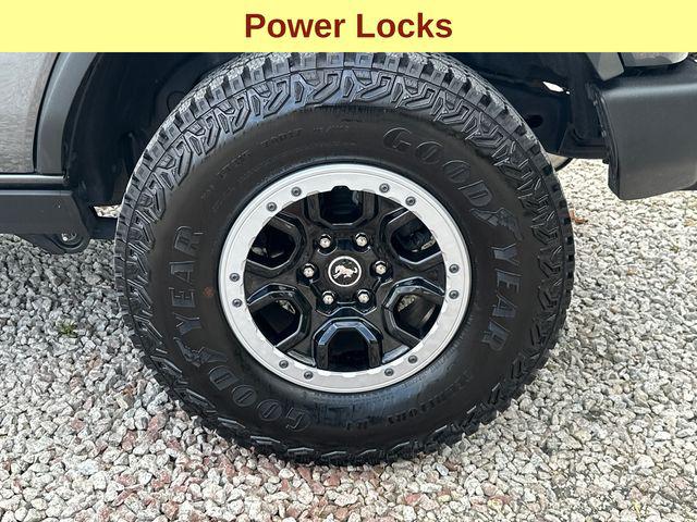 FORD BRONCO BASE - 10