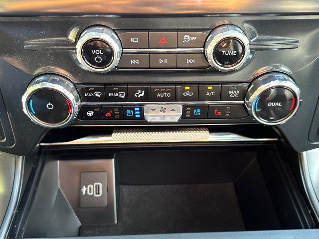 صورة مصغرة 36 لـ 2025 FORD F-150 LARIAT