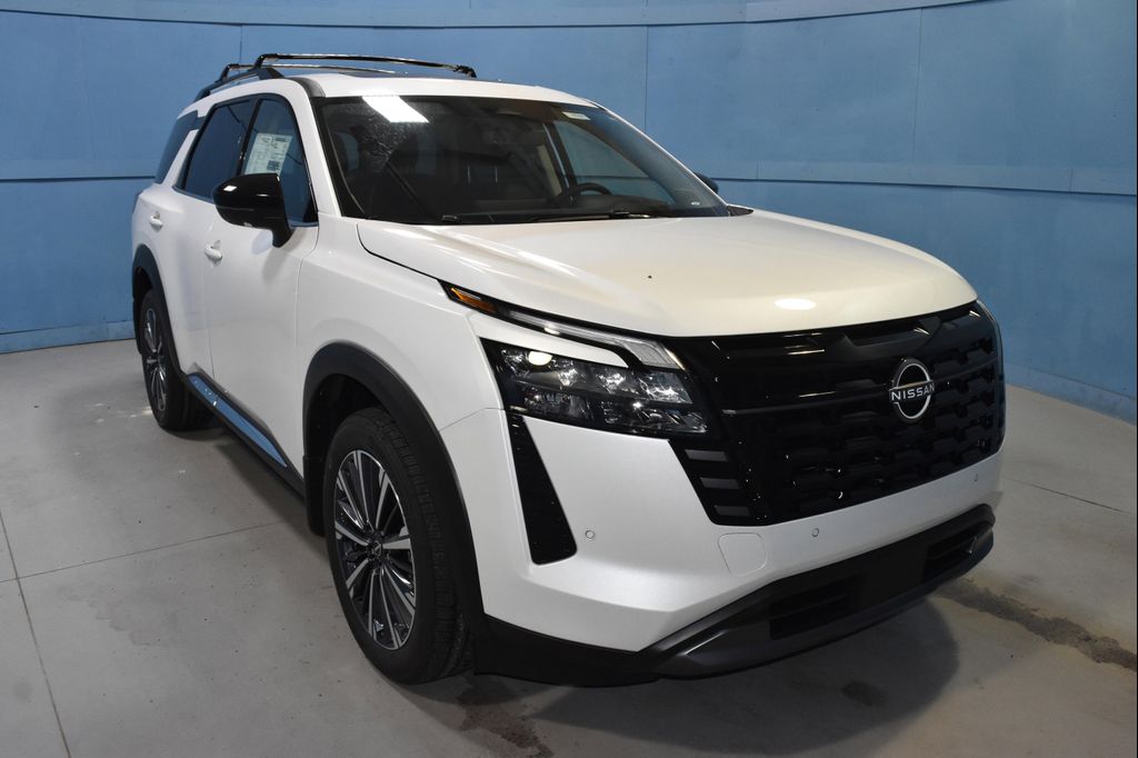 New 2026 Nissan Pathfinder Platinum