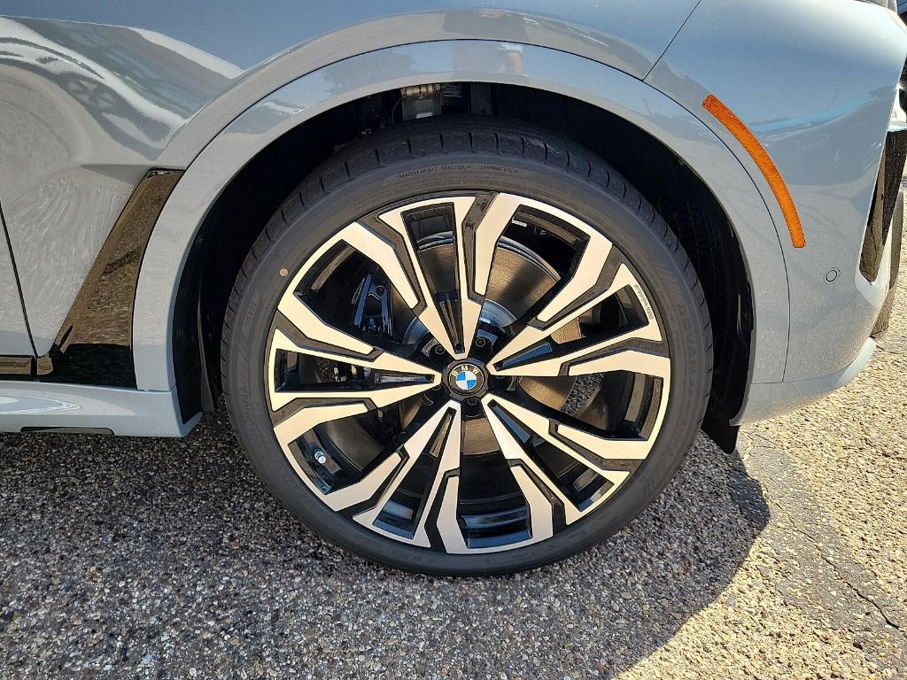 صورة مصغرة 7 لـ 2027 BMW X7 XDRIVE40I