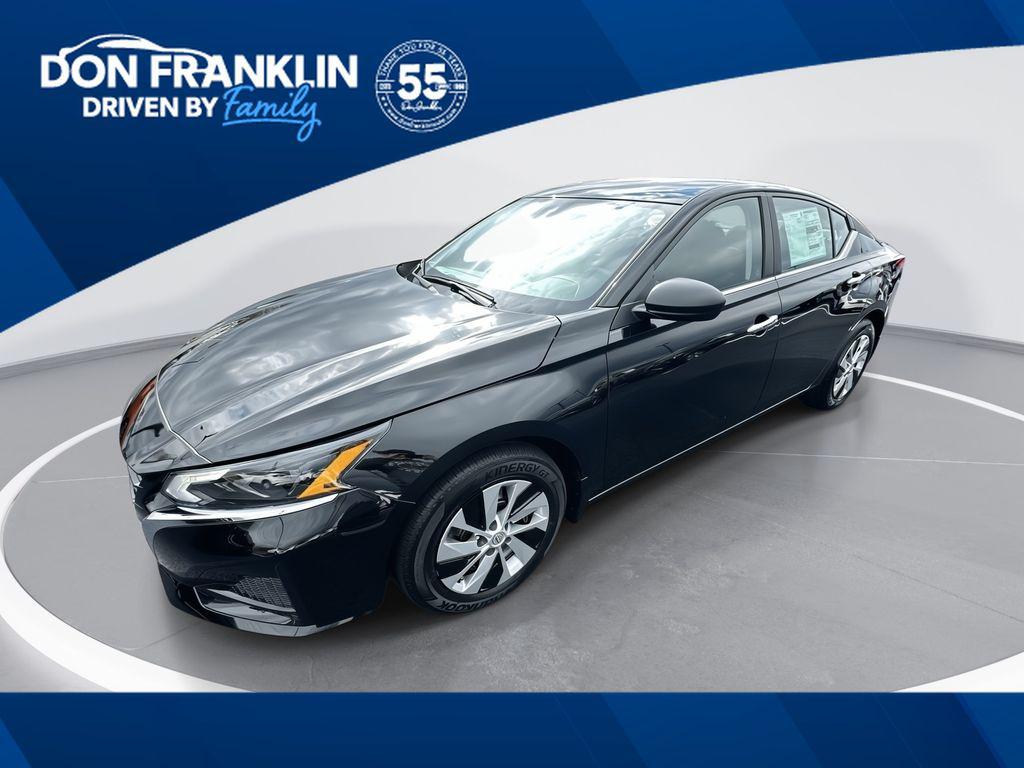 New 2025 Nissan Altima S FWD