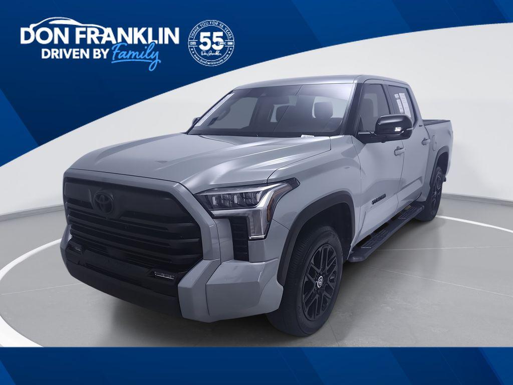 TOYOTA TUNDRA - 1