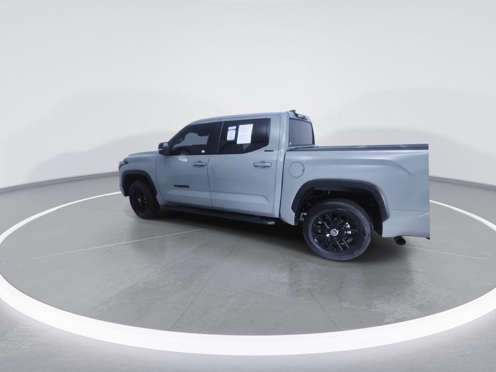 TOYOTA TUNDRA - 7