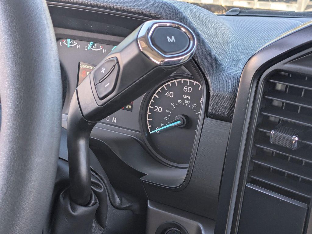 صورة مصغرة 22 لـ 2026 FORD F-150 XL