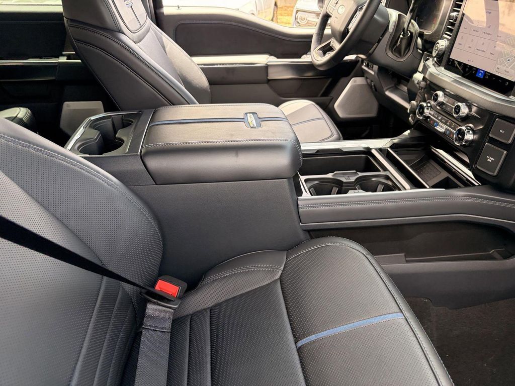 2026 FORD F-250 PLATINUM 缩略图 12