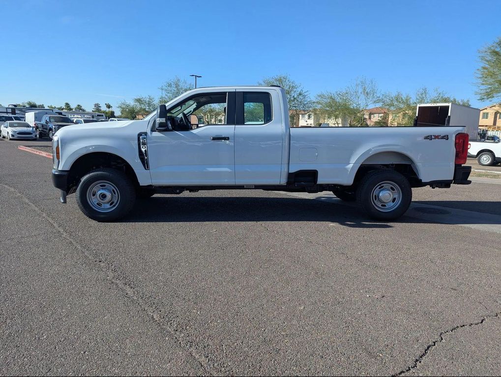 2026 FORD F-250 XL 照片 2