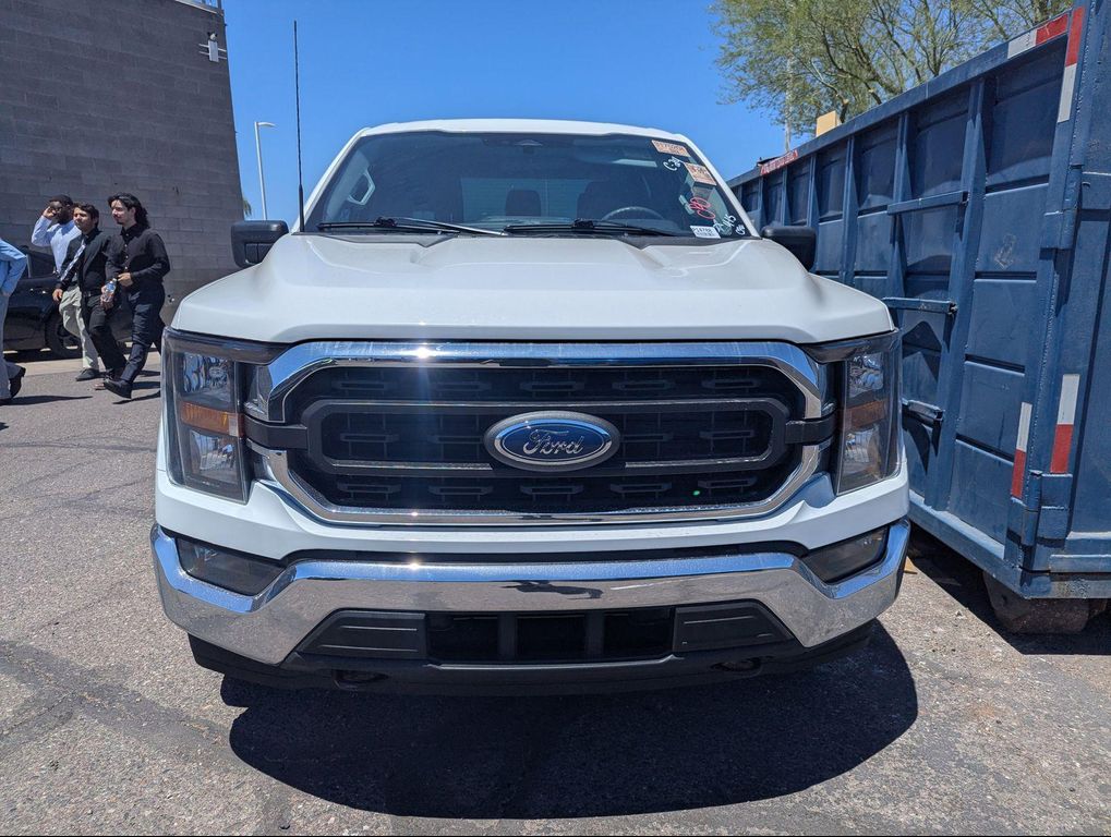 FORD F-150 XLT - 2