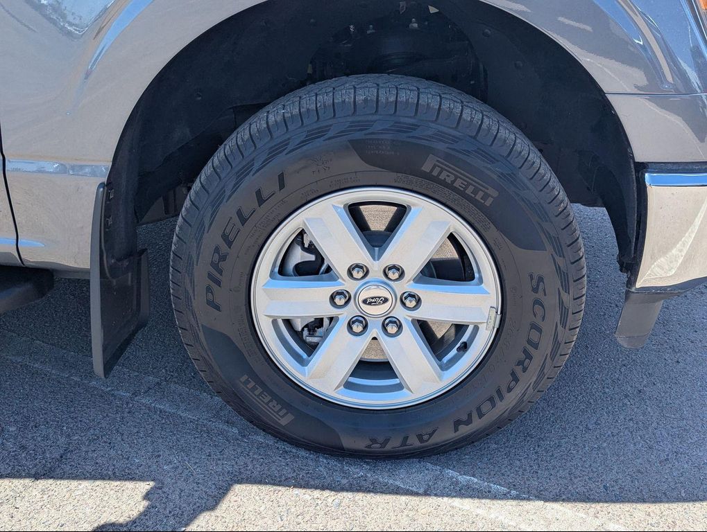 FORD F-150 XLT - 8