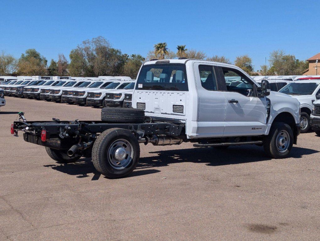 2024 FORD F-350 XL — миниатюра 14