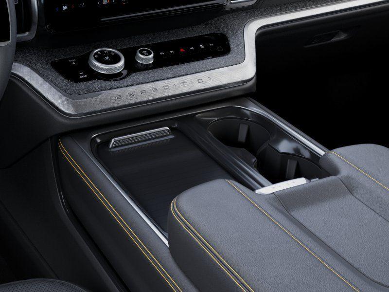 صورة مصغرة 16 لـ 2027 FORD EXPEDITION TREMOR