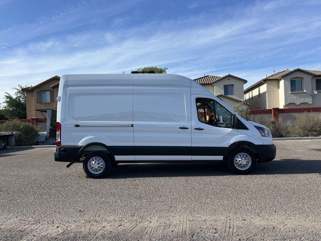صورة 8 لـ 2026 FORD TRANSIT-350 BASE