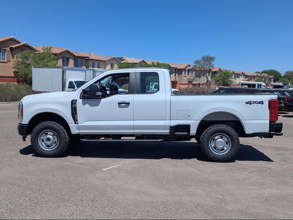 صورة 2 لـ 2026 FORD F-250 XL