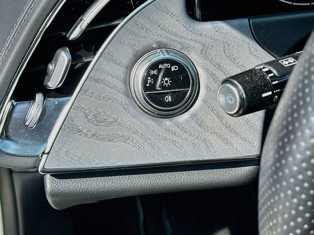 2025 Mercedes-BENZ E-CLASS 照片 10
