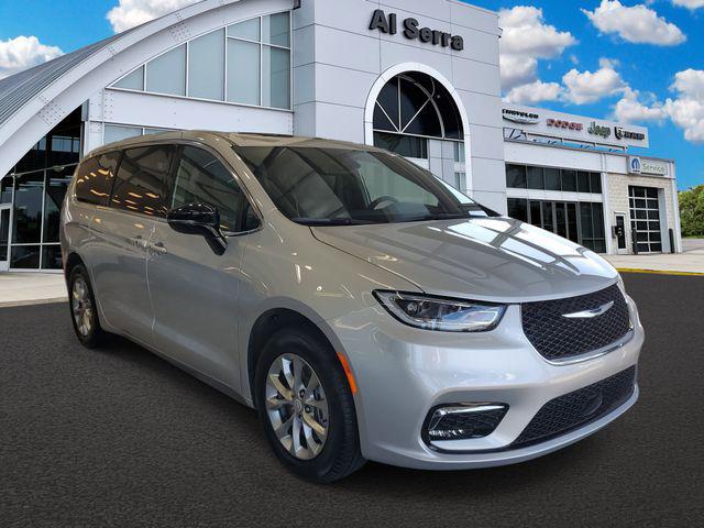 New 2026 Chrysler Pacifica Limited