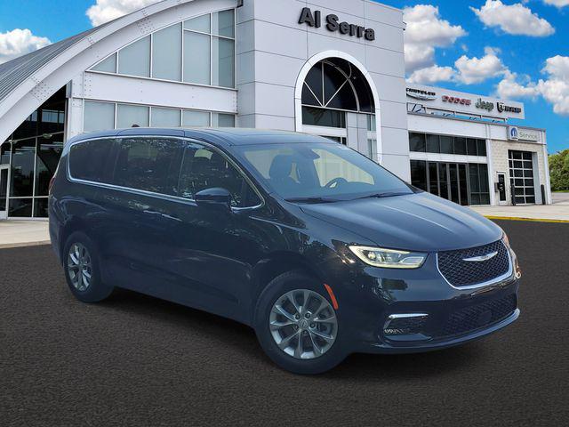 New 2026 Chrysler Pacifica Limited