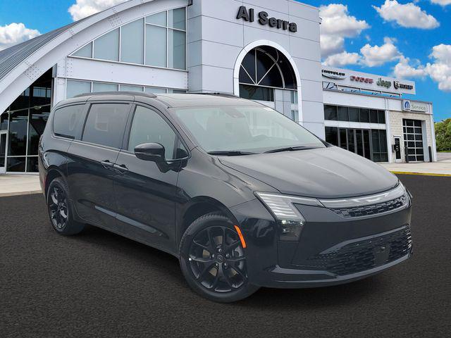 New 2027 Chrysler Pacifica Limited
