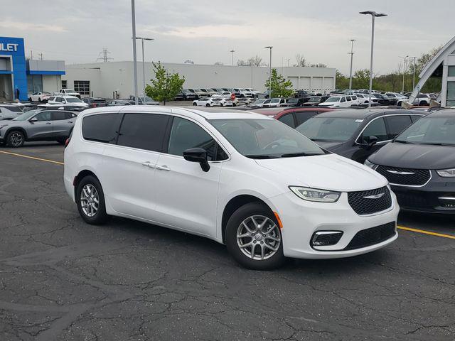 New 2026 Chrysler Pacifica L