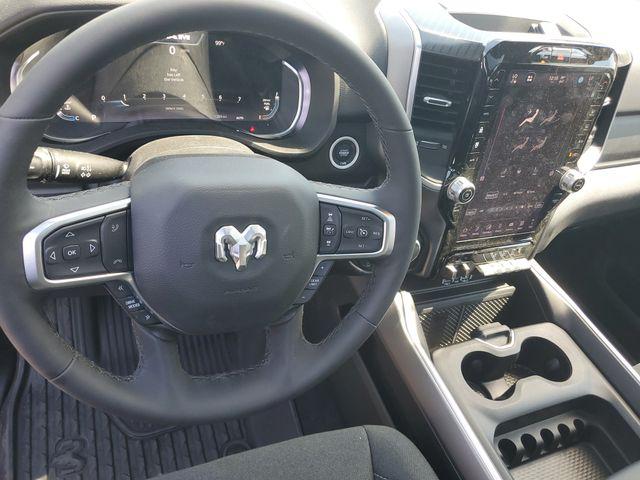 صورة مصغرة 18 لـ 2026 RAM 1500 BIG HORN/LONE STAR