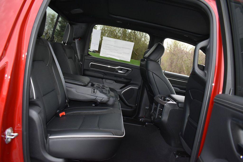 2026 RAM 1500 LARAMIE thumbnail 27