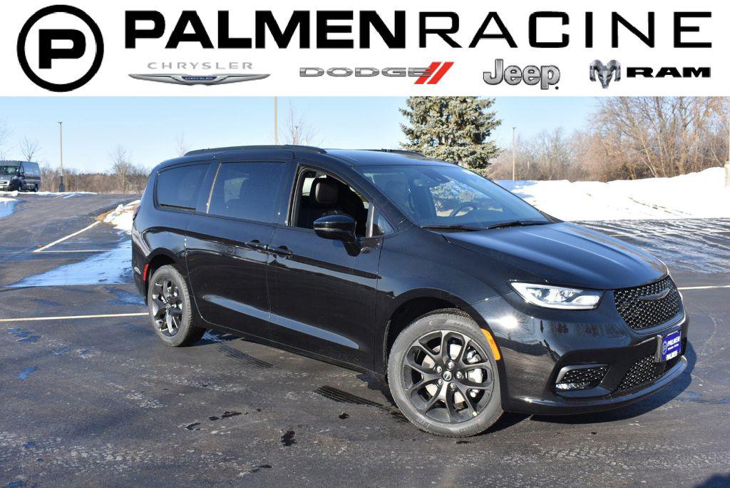New 2026 Chrysler Pacifica L