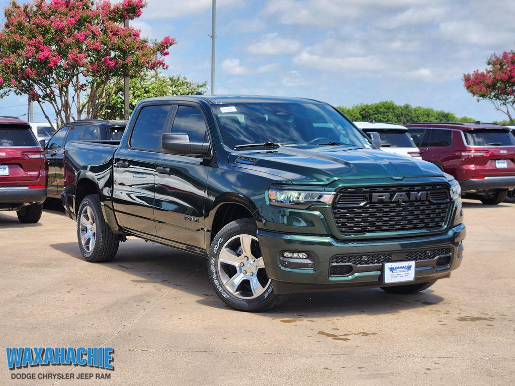 صورة 1 لـ 2026 RAM 1500 EXPRESS