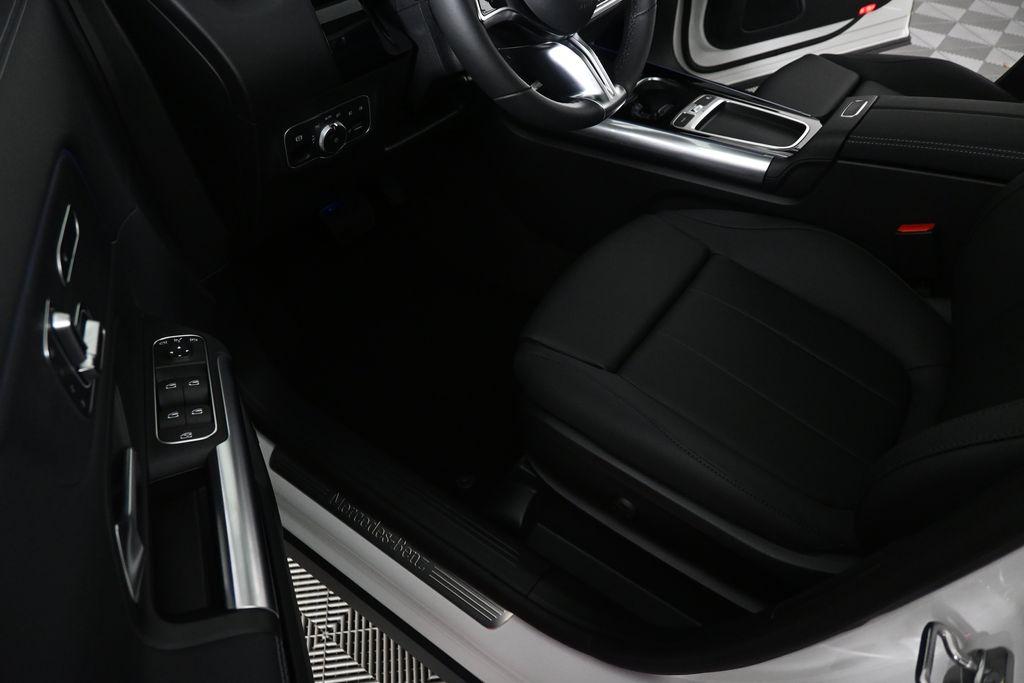 MERCEDES-BENZ GLA - 7
