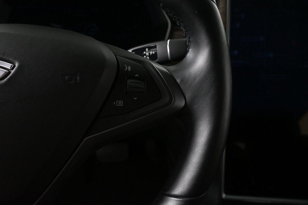 TESLA MODEL S LONG RANGE - 10