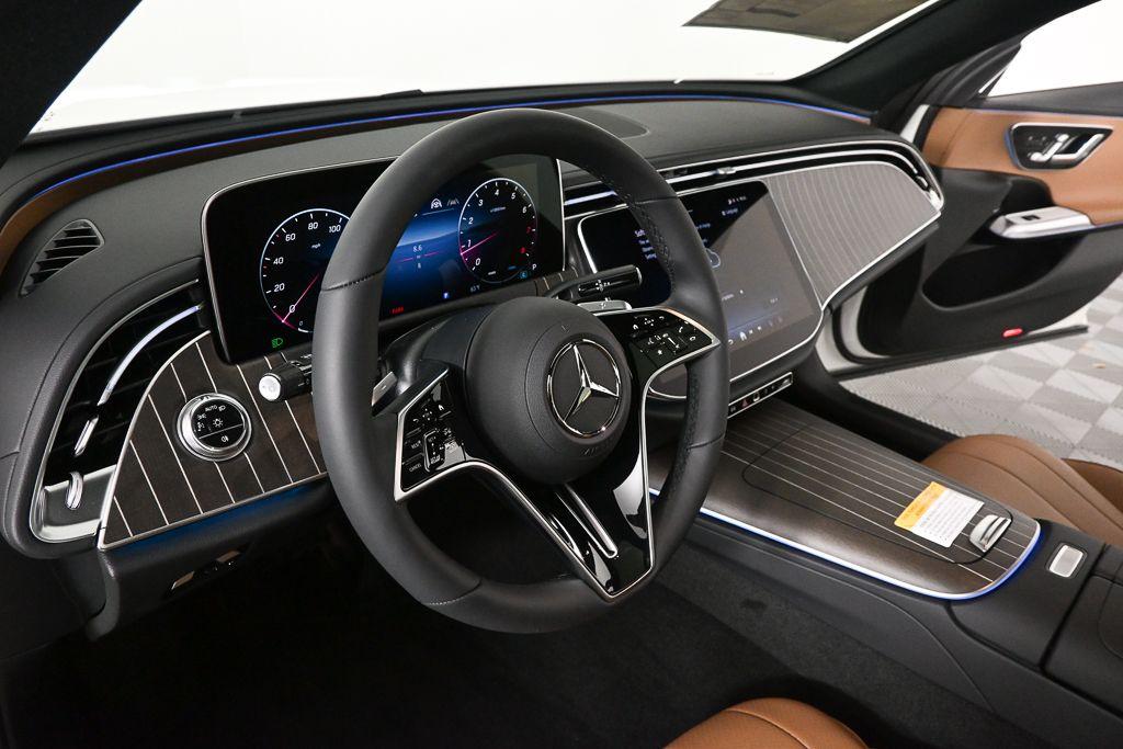 MERCEDES-BENZ E-CLASS - 6