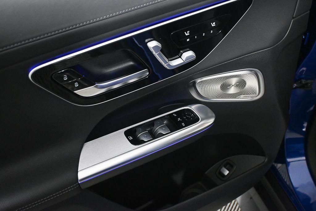 MERCEDES-BENZ GLC - 7