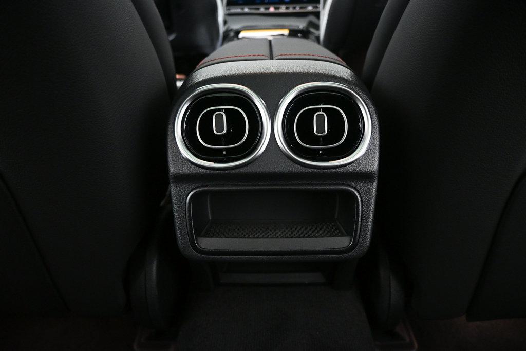 2026 Mercedes-BENZ AMG C 43 BASE 4MATIC 缩略图 17