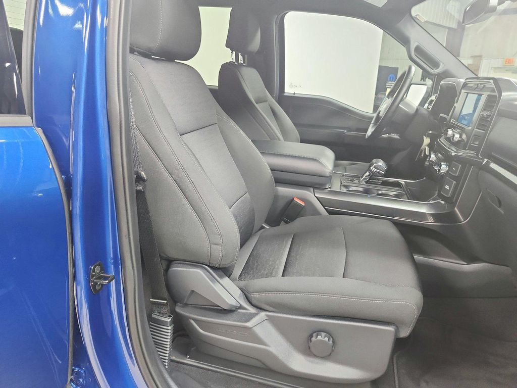 2023 FORD F-150 XLT — миниатюра 36