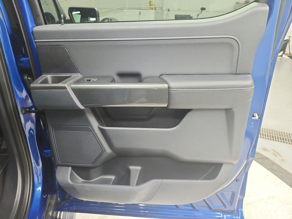 2023 FORD F-150 XLT — миниатюра 39