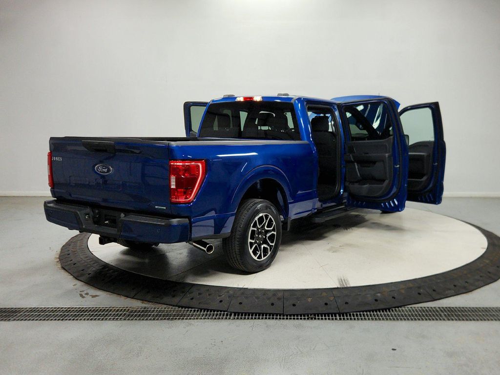 2023 FORD F-150 XLT — миниатюра 16