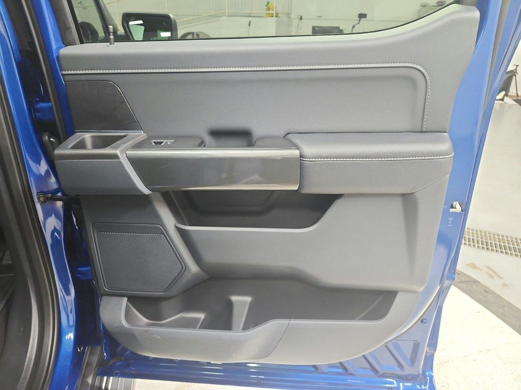 2023 FORD F-150 XLT — миниатюра 39