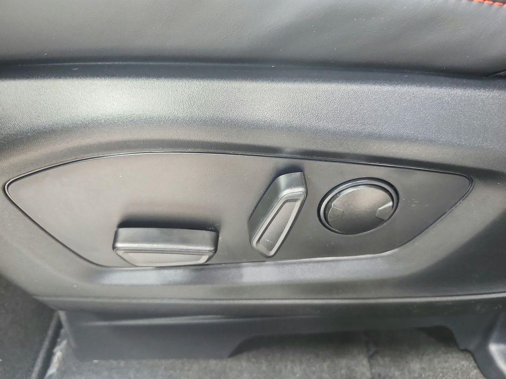2026 FORD EXPLORER ST-LINE 缩略图 20