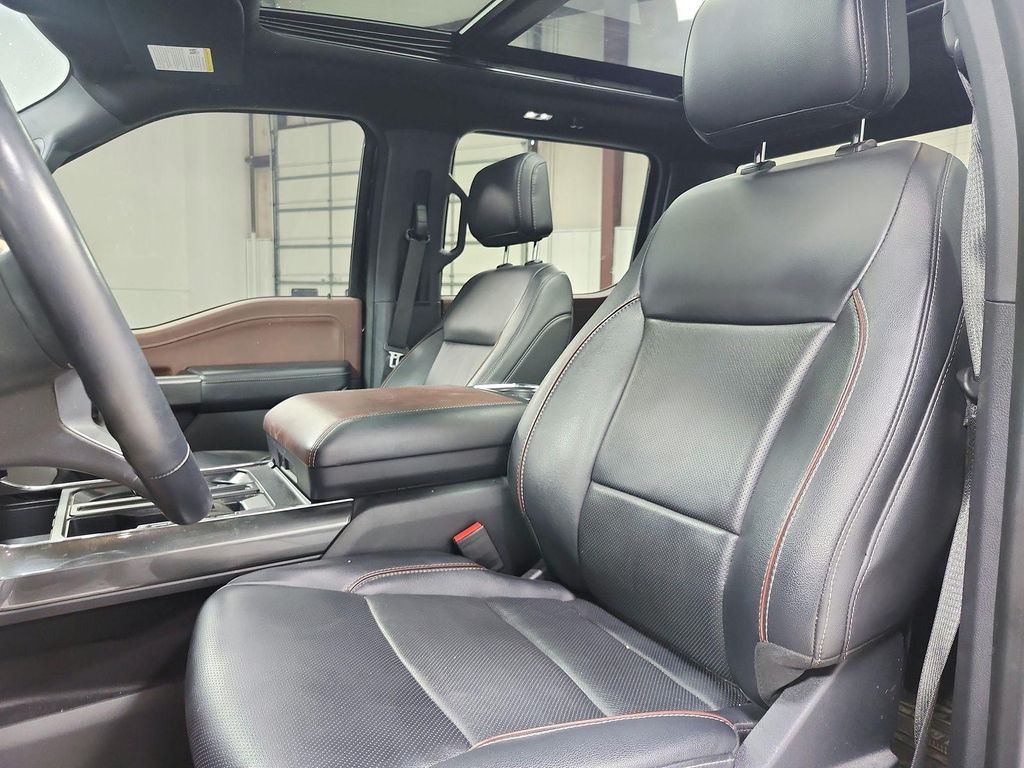 صورة 10 لـ 2023 FORD F-150 LARIAT