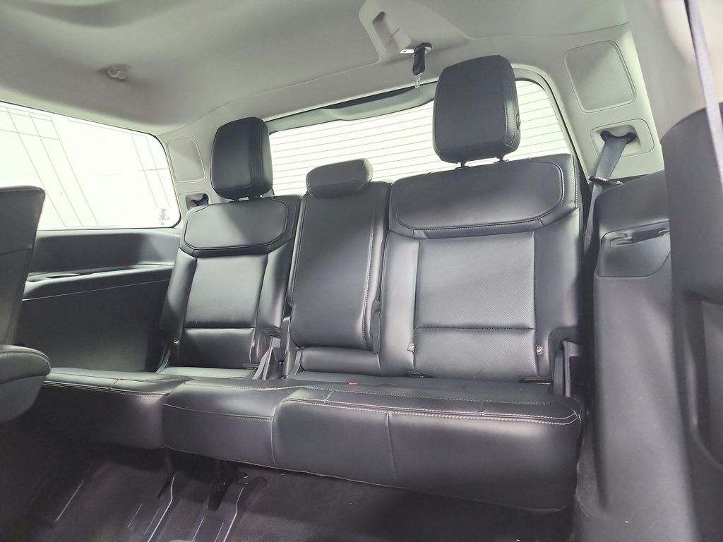 2025 FORD EXPEDITION PLATINUM — миниатюра 12