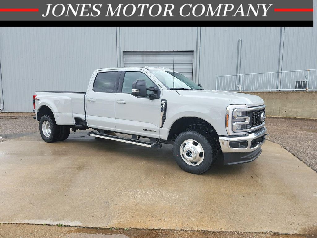 New 2026 Ford F-350 Lariat