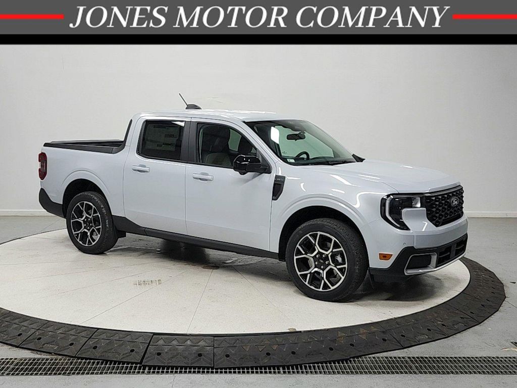 New 2026 Ford Maverick Lariat