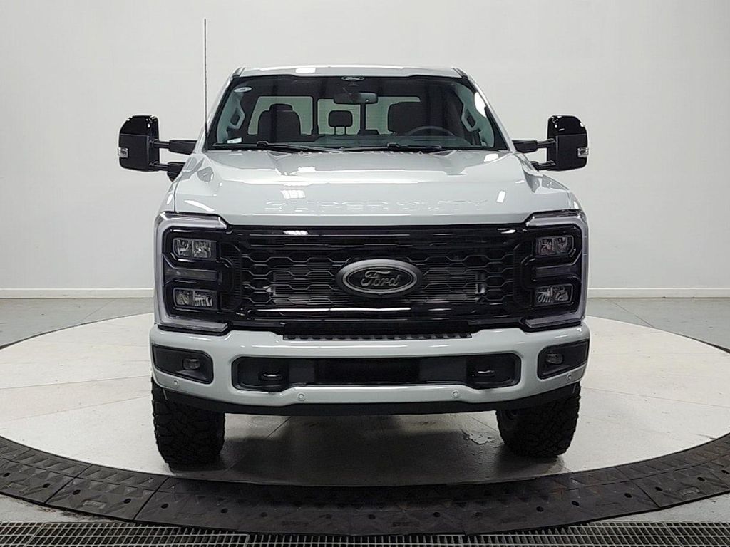 صورة 3 لـ 2026 FORD F-250 LARIAT